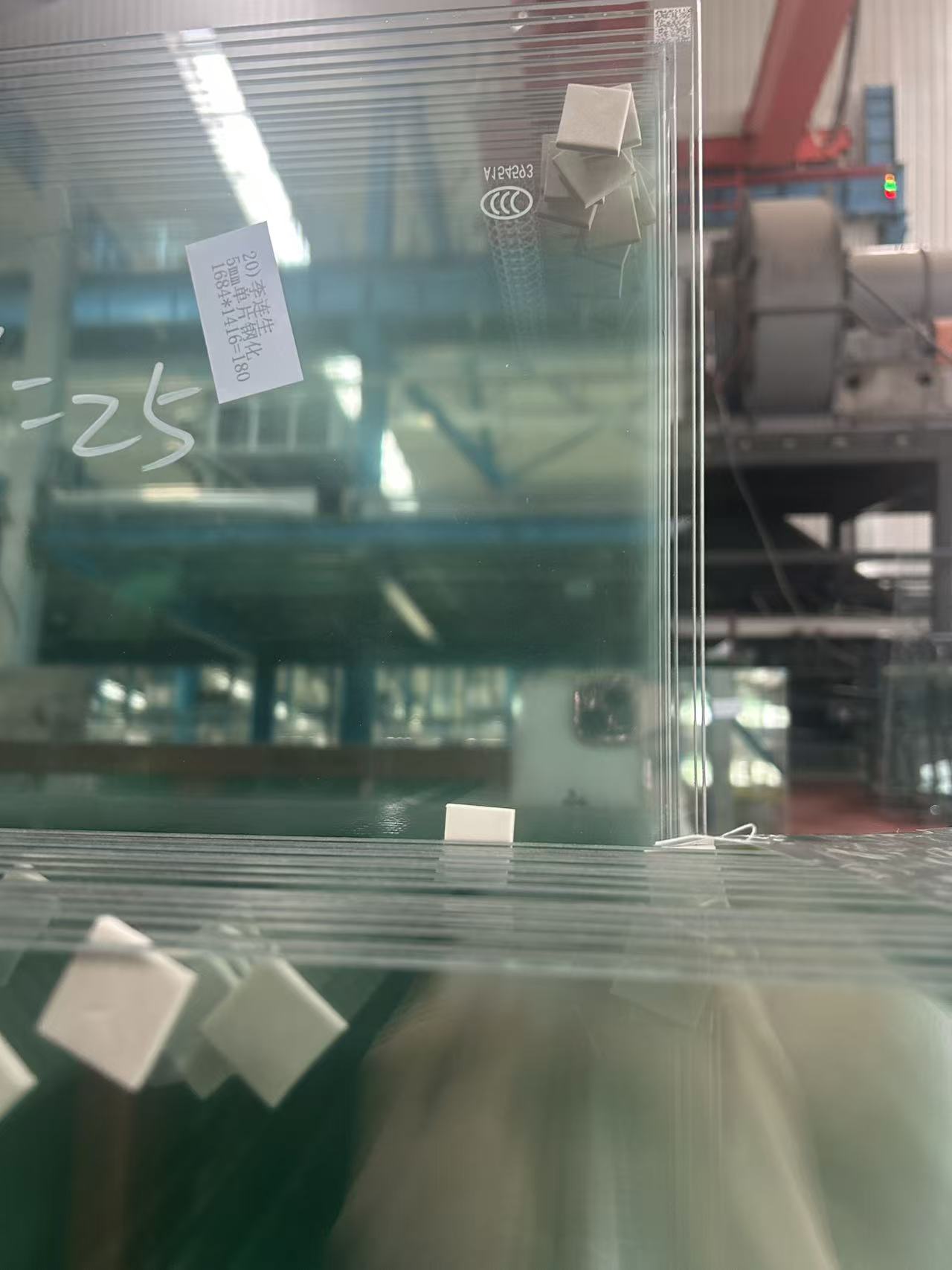 厦门市彩轴玻璃钢化玻璃定制厂家 - 方案